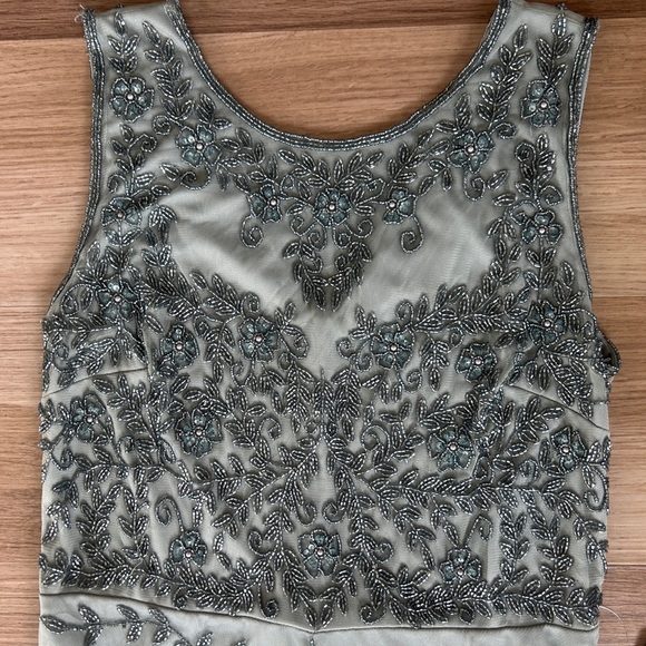 Pisarro Nights Beaded Mesh Gown Size 8 Sleeveless Smoky Gray - Picture 2 of 12